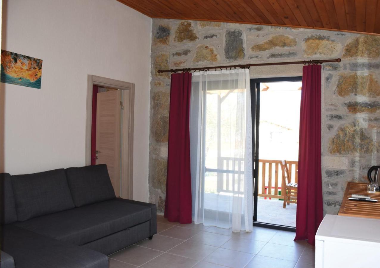 דטקה Begonvillage Tatil Evleri מראה חיצוני תמונה